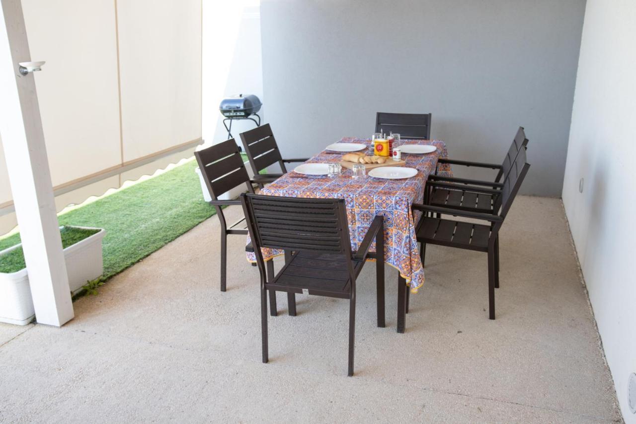 Casa Malaga Apartment Marina di Ragusa Luaran gambar
